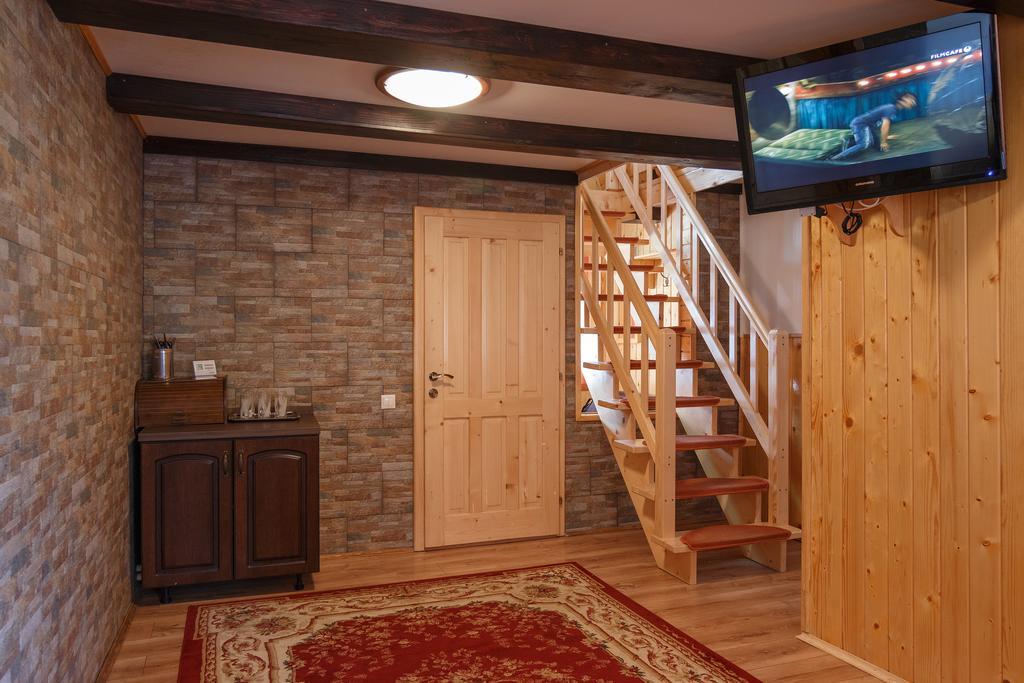 Centrul De Echitatie Poiana Brasov Hotel Ngoại thất bức ảnh